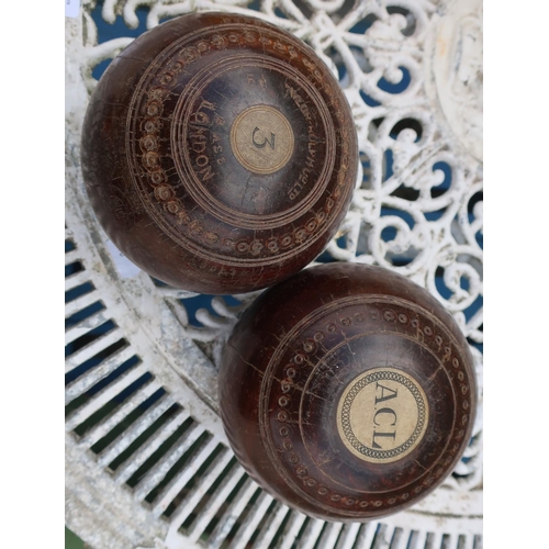 476 - Pair of size 3 and size 2 Lignum Vitea bowls