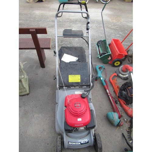 44 - Honda HRB475 Easy Start 4 stroke engine petrol mower with charger