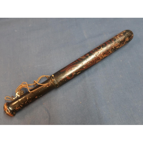 80 - Painted Victorian truncheon marked Sandhurst Berkshire VR1 over L 44cm (17 1/2 inch)