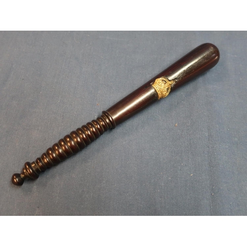 81 - Antique heavy hardwood truncheon with turned ribbed handle applied brass military kings crown, simil... 