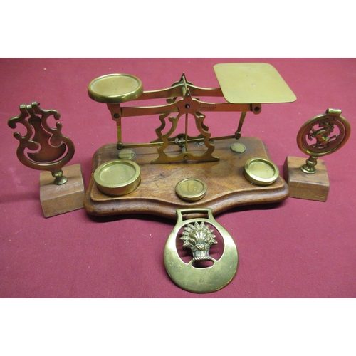 41 - Early 20th C Warranted Accurate brass postage scales on shaped moulded base, with three brass weight... 