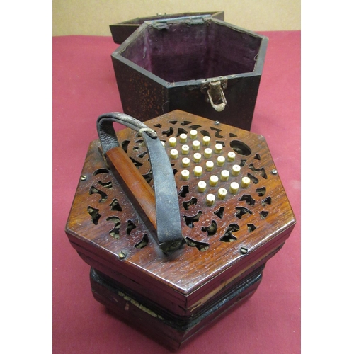 33 - 19th C Lachenal & Co 46 button concertina, with pierced rosewood ends, Pat No. 4752 with six fold be... 