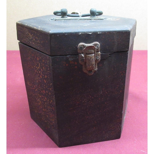 33 - 19th C Lachenal & Co 46 button concertina, with pierced rosewood ends, Pat No. 4752 with six fold be... 