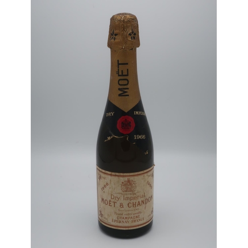 1171 - Moet & Chandon Dry Imperial Finest Quality Champagne 1966, half bottle, no proof or contents noted, ... 