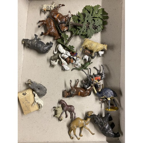 46 - Collection of animal toys