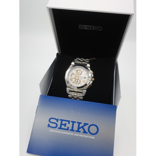 1123 - Seiko 100m SNA526 quartz chronograph alarm with date. Stainless steel  case on matching stainless st... 