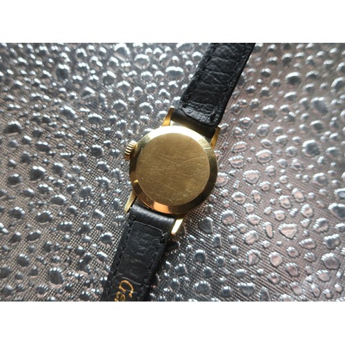 1124 - Ladies Zenith manual wristwatch, 18ct gold case on leather strap, case back stamped Zenith 18k .750,... 