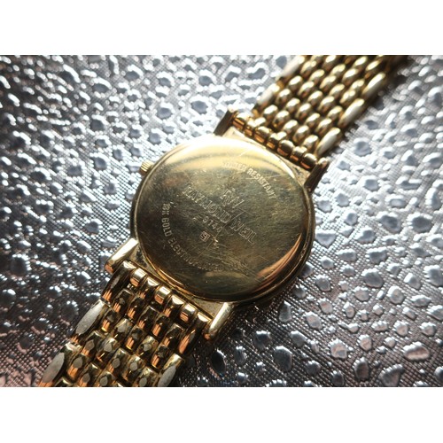 1126 - Raymond Weil quartz wristwatch with date. 18k gold plated case on matching rice grain bracelet, case... 
