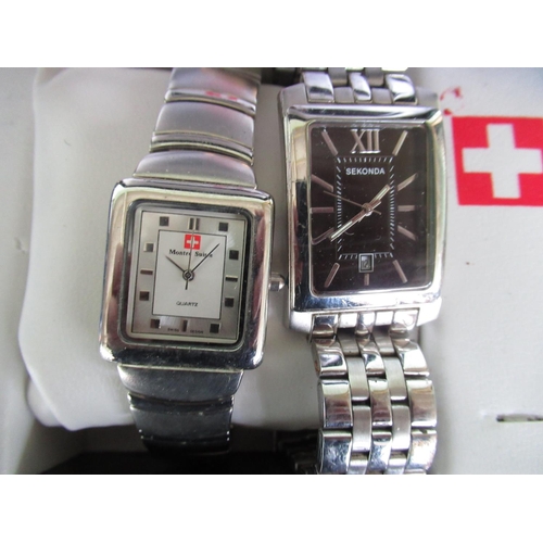 134 - Sekonda chrome plated quartz wristwatch with date, loony tunes 