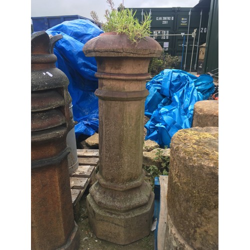 89b - A large column-style chimney pot H.110cm