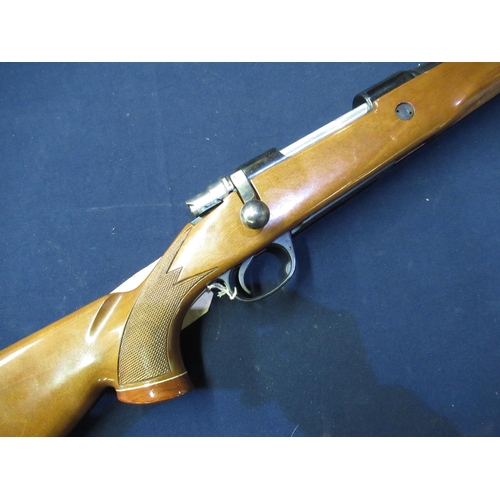 252 - Parker Hale .243 WIN bolt action rifle serial no.R-18865 (Section one certificate required)