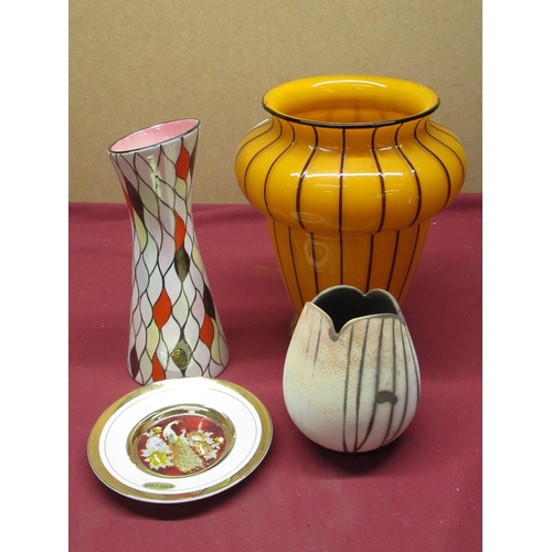 430 - 1960s Maling lusterware trumpet design vase impressed number 146, 1960s art glass vase with vertical... 
