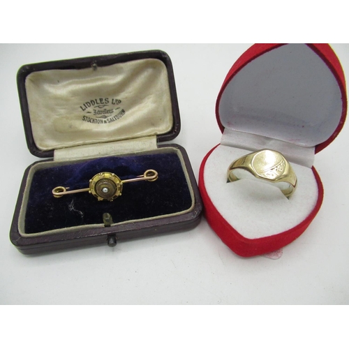 16 - 9ct gold hallmarked Gents signet ring and a 9ct gold pearl set bar brooch, stamped 9c (2) 6.8