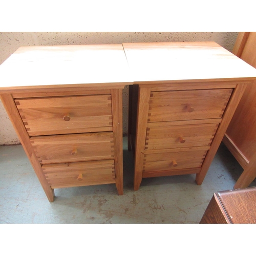488 - Pair of Willis & Gambier Esprit light oak 3 drawer light oak bed side chests 43cm x 37.5cm x 65cm