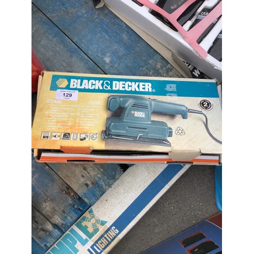129 - Black and decker cd400 135w electric sander