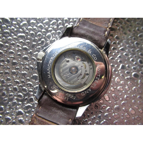 60 - Dreyfuss & Co automatic wrist watch with date, stainless steel case, crystal backed No1183, 25 jewel... 