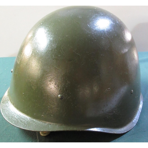 40 - WWII period Russian steel helmet with liner and chinstrap