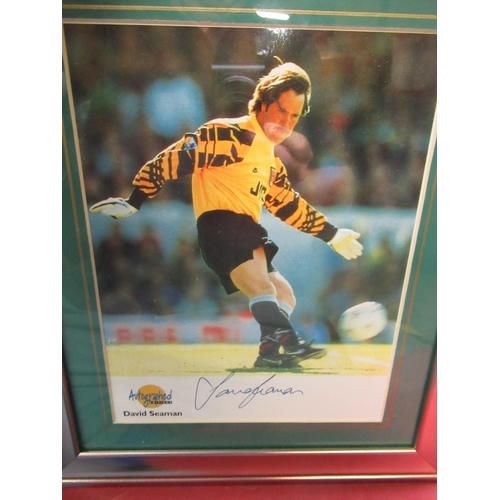 589 - Collection of signed, printed and other Autographs of Sports interest, mainly Football incl. Ray Wil... 