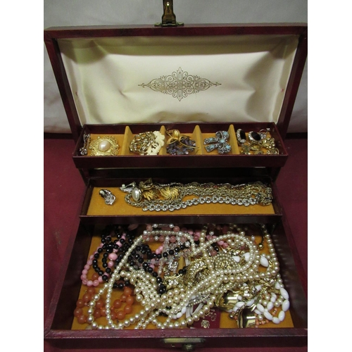 664 - Jewellery box containing quantity of costume jewellery included simulated pearl necklaces, brooches,... 