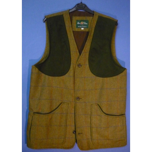 10 - Rutland Men's shooting waistcoat, colour basil, size L