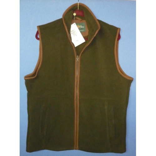 73 - Aylsham men's fleece gilet, colour green, size M