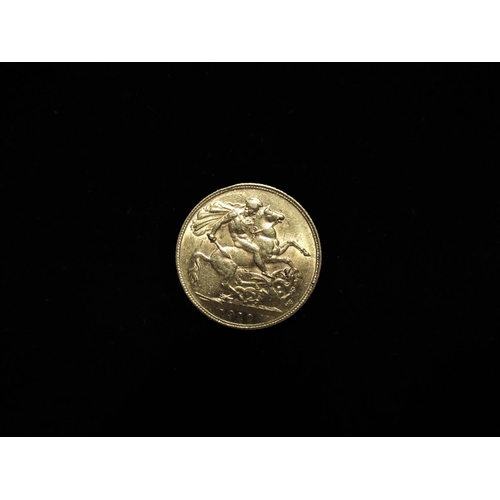 514 - Edw. VII gold sovereign, dated 1910 7.9g