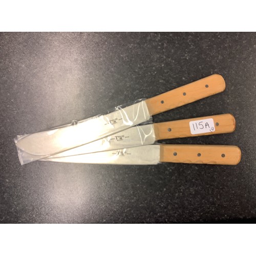 115a - Three Taylors Witness of Sheffield farmers knives  overall length 14