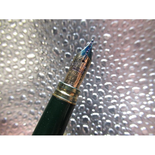 147 - Dark brown marbleised Parker Sonnet fountain pen in case, vintage dark green Waterman's fountain pen... 