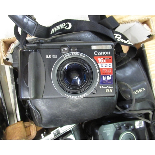 199 - Canon G5 digital camera (missing charger), Yashica Microtech zoom 90 camera, Kodak Retina 1B and var... 