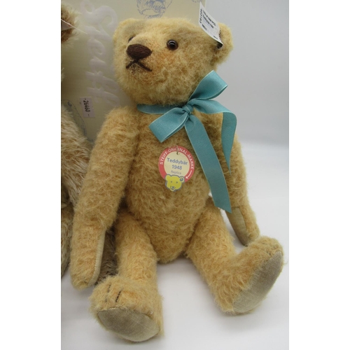 Steiff replica 1948 Teddy Bear in blonde with blue ribbon Limited 