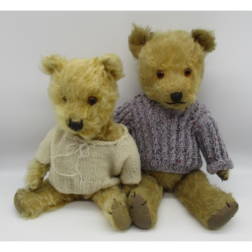 120 - Chiltern c1930s teddy bear in golden mohair with glass eyes, jointed arms and legs and swivel head, ... 