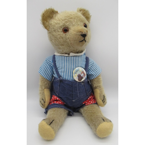 152 - Collection of c. 1950's Hermann German teddy bears: c. 1950's teddy bear with original eyes, nose an... 