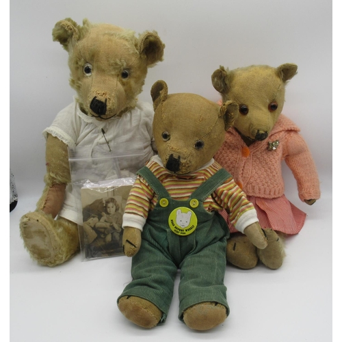 106 - Chiltern c. 1930's Hugmee teddy bear with clear glass eyes, jointed arms and legs and swivel head, w... 