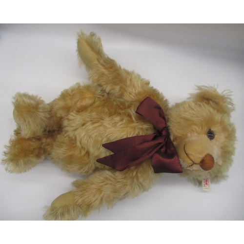 10 - Steiff 2000 teddy bear in blonde mohair with working growler mechanism, boxed with certificate, H43c... 