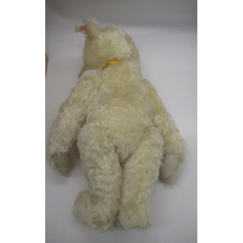 11 - Steiff British Collectors 2000 teddy bear in champagne mohair with working growler mechanism and yel... 