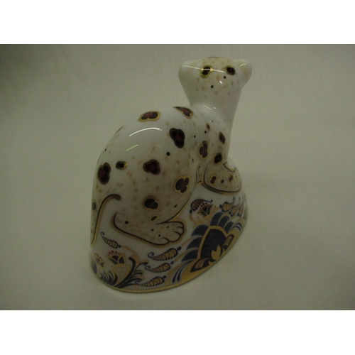 333 - Royal Crown Derby Paperweights - Leopard Cub commissioned by Sinclairs No.86/1500, H10cm and Harbour... 