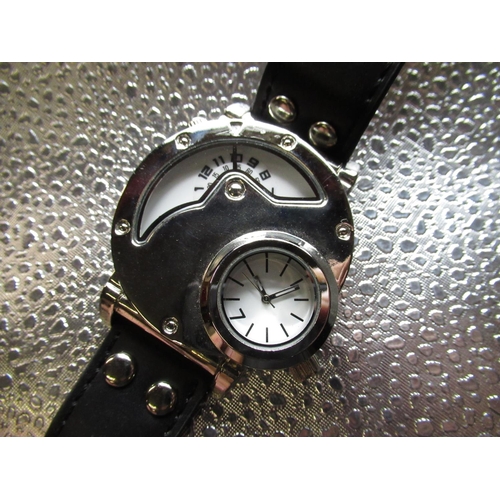 52 - DNKY style twin display quartz wristwatch, chrome plated case on leather strap, twin movement