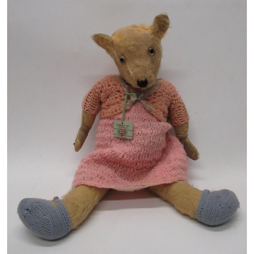 192 - Collection of c. 1930/50's teddy bears: c. 1930's Chiltern teddy bear, in blonde mohair, all origina... 