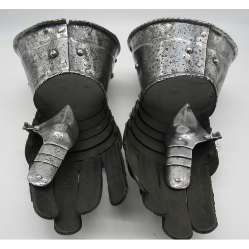 787 - Pair of Italian style C19th steel articulated gauntlets