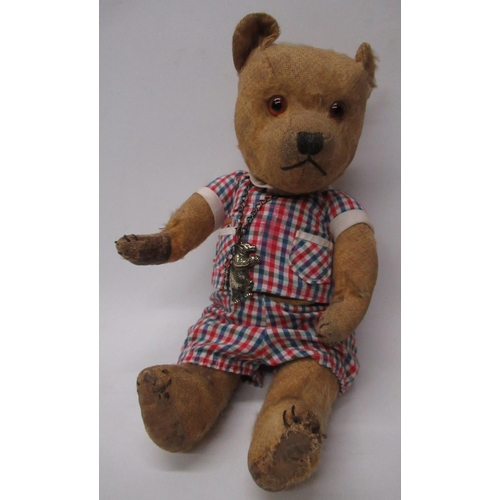 118 - Collection of c1940s/50s British teddy bears including a c1950s Chiltern teddy bear in blonde mohair... 