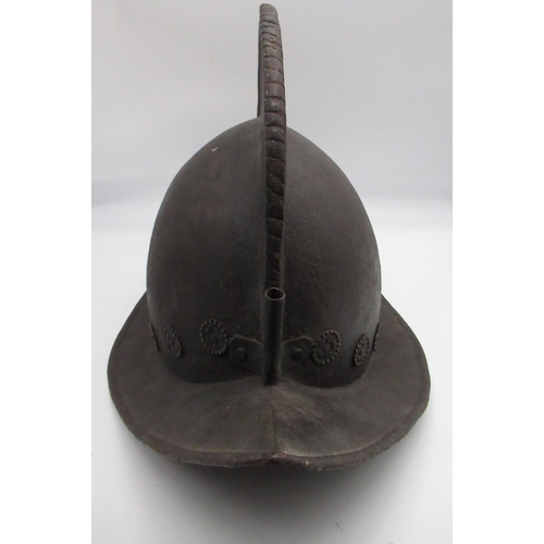 785 - C17th German Morion helmet with front plume holder