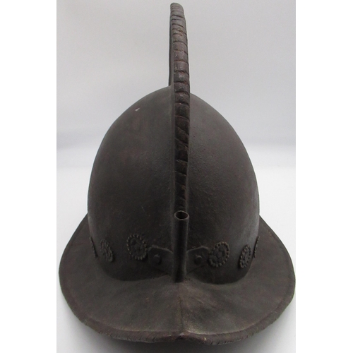 785 - C17th German Morion helmet with front plume holder