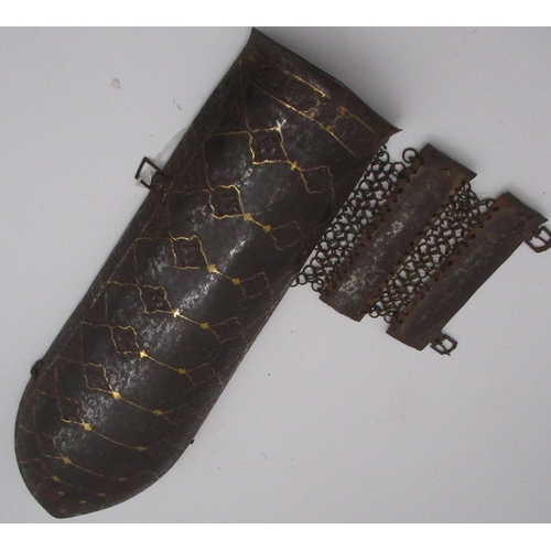 789 - C19th Indian bazu upper arm guard with guilt inlaid detail with wrist fastener