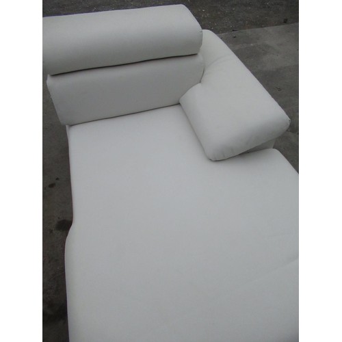 66 - Craig Revel Horwood Collection - White upholstered Anglia-N-sofas Bella L shaped sofa