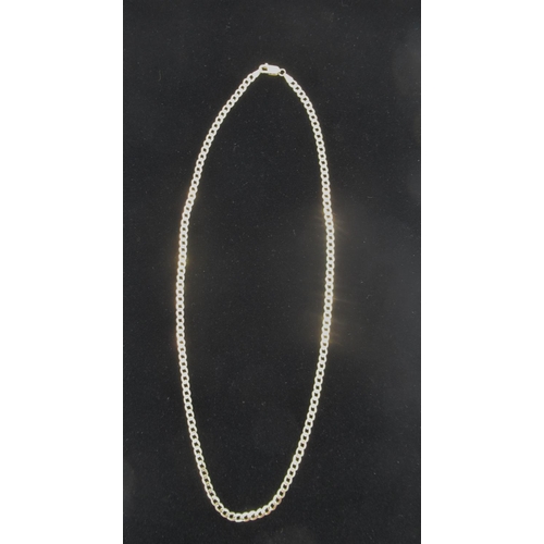 28 - 9ct gold flat curb chain necklace with lobster claw clasp stamped 375 Italy, L51cm 6.2g