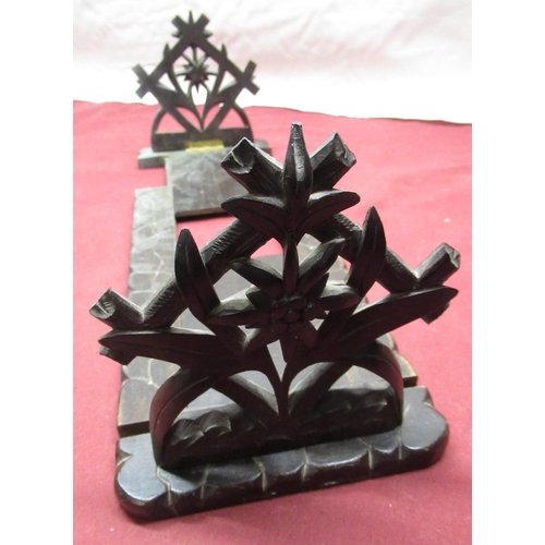 168 - 1920s rough cut onyx ashtray set with a cold painted bronze figure of a terrier H7cm and a C19th ova... 