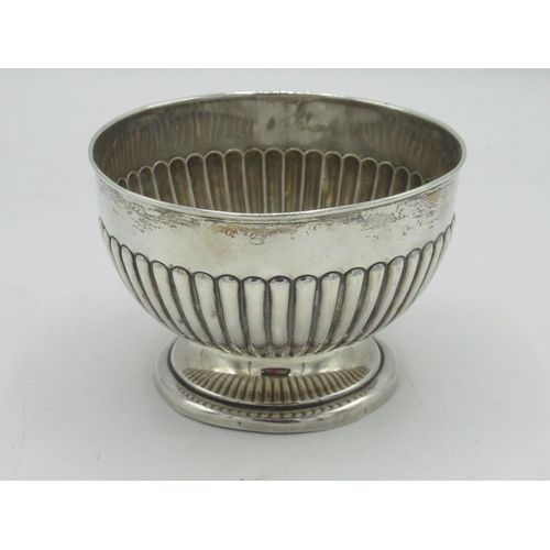 92 - Edw.VII hallmarked silver sugar bowl, part fluted on circular foot, Birmingham 1904 2.4ozt