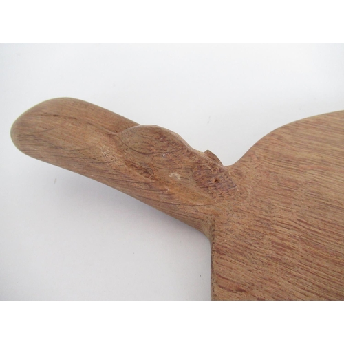 2058 - Robert Mouseman Thompson - oak oval cheeseboard, handle carved with signature mouse, L39cm W21cm