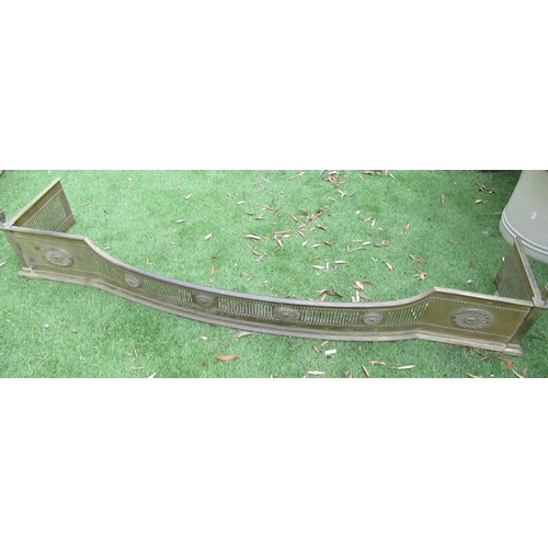 2361 - Edwardian Adam style brass serpentine fender, pierced and reset dished front with urn finials W150cm... 