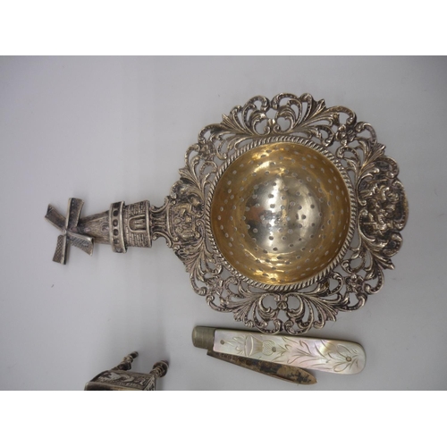 7 - Victorian miniature silver serpentine front single drawer sideboard L4.5cm, import mark London 1892,... 